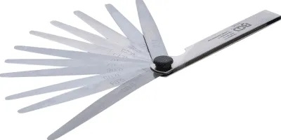 Почистване и регулиране на запалителни свещи