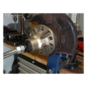 Wheel Hub and Drive Shaft Puller Flange PCD 98–121 mm