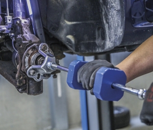 Wheel Hub Puller 4 & 5 Lug PCD 100–115 mm with Slide Hammer