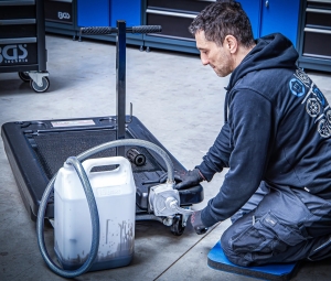 Tavă mobilă de colectare a uleiului cu pompă manuală, 60 l