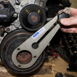 Vibration Damper Holding Tool for BMW / Mini N47 N57 – as 117220