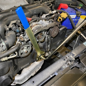 Unealtă contră pentru amortizor vibrații / arbore cotit Subaru și Toyota (ca 499977000, 09960-10010)