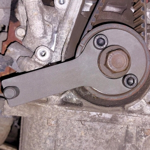 Set scule distribuție motor pentru Opel 2.0 CDTi diesel (B20DT / D20DT – curea și lanț)