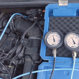 Diagnostic Set for Turbocharger, Crankcase Ventilation & Particulate Filter with Manometers and Hose Balance