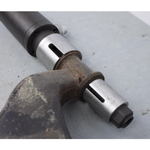 Piuliță pentru ax cu centrare și suport magnetic M20 × 2.5 pentru bucșe de tragere și presare