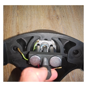 Steering Wheel Puller for Opel as KM-210